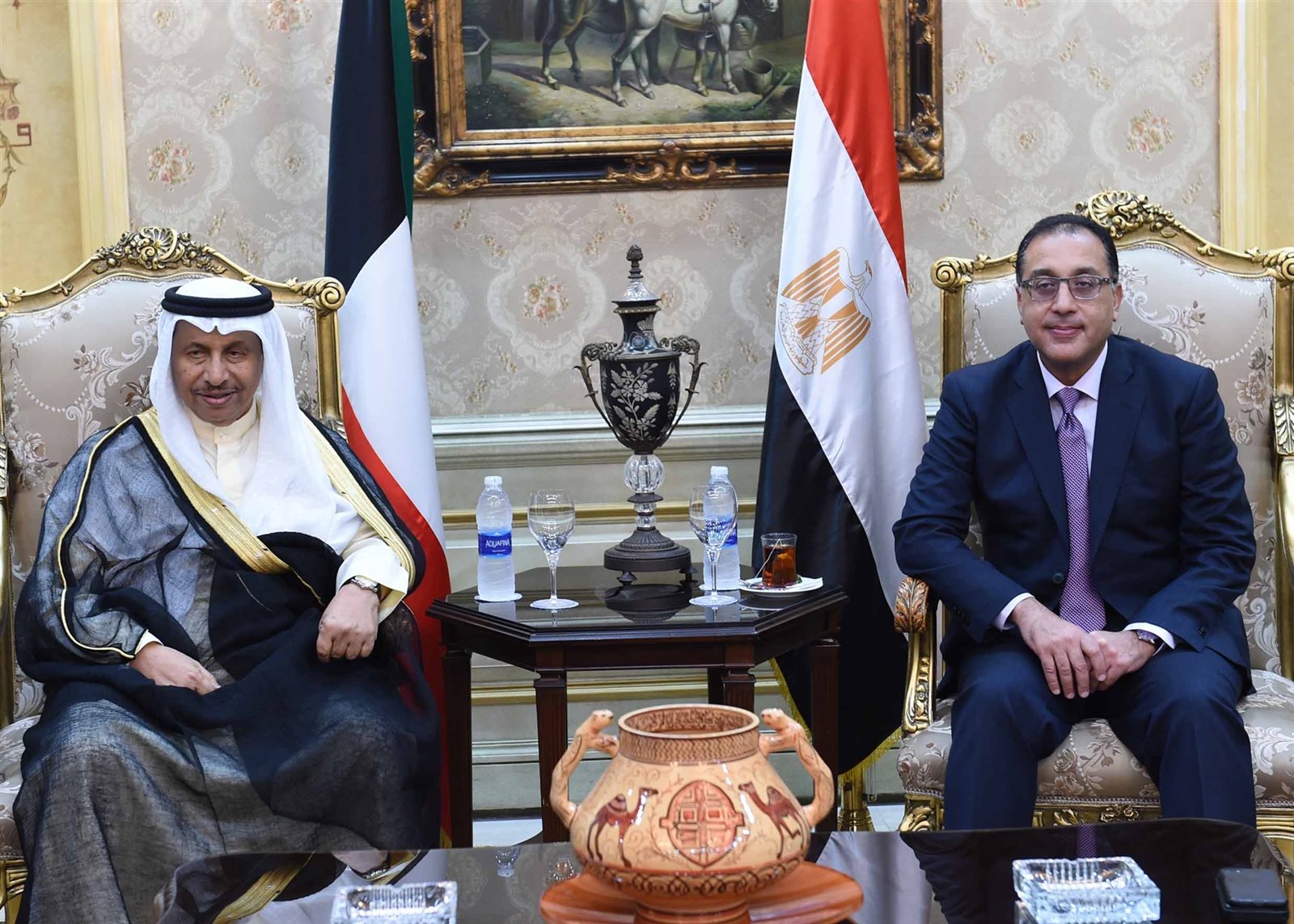 رئيس الوزراء الدكتور مصطفى مدبولى  مع نطيرة الكويتى 