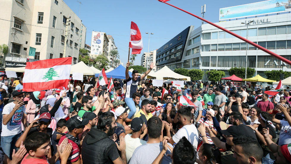 احتجاجات لبنان احتجاجات لبنان