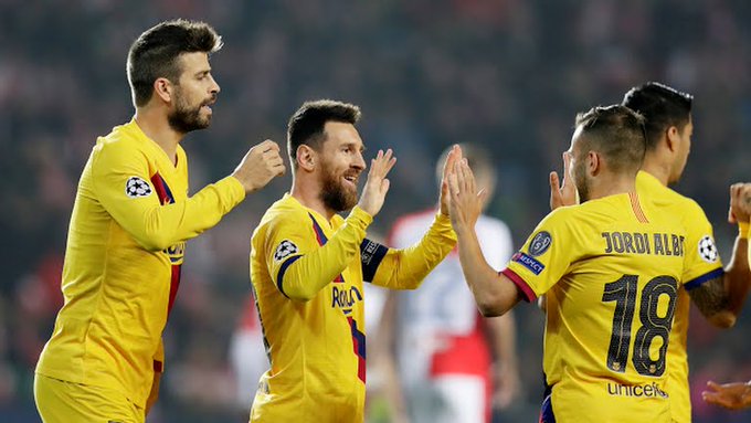 ميسي من مباراة برشلونة وسلافيا براغ ميسي من مباراة برشلونة وسلافيا براغ