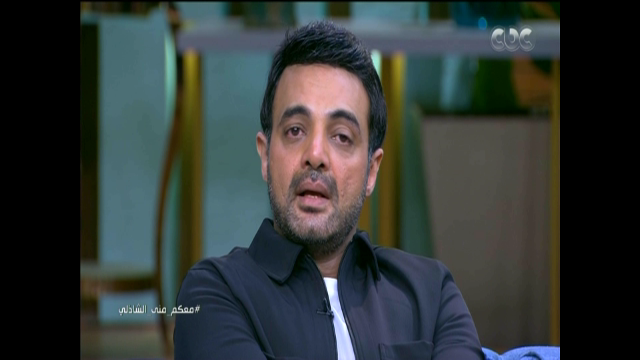 الفنان عمرو محمود ياسين