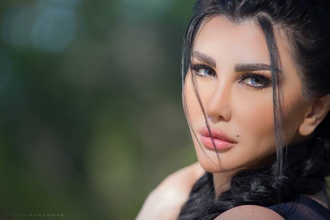 جينى إسبر جينى إسبر