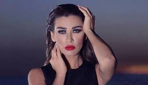 نادين الراسى 
