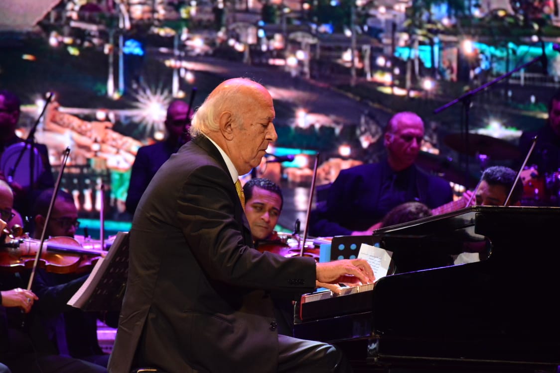 عمر خيرت عمر خيرت