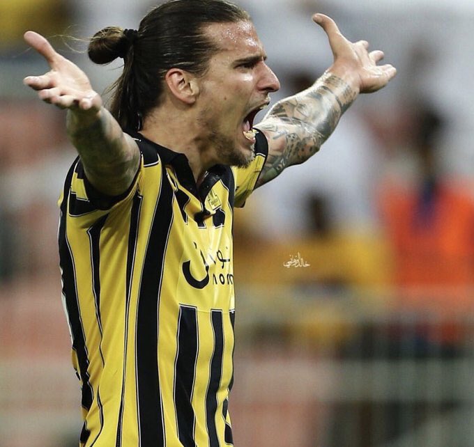 الاتحاد وأبها