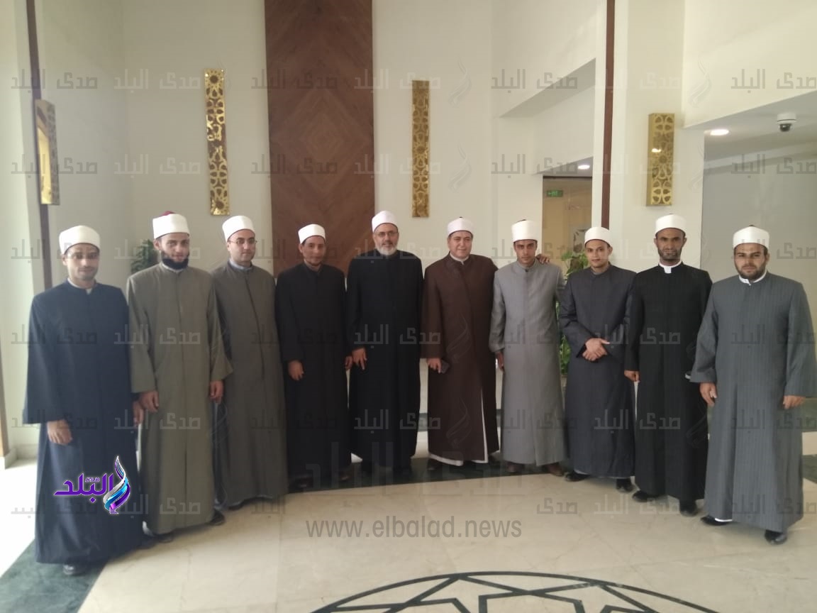 وعاظ الأزهر ينطلقون في قوافل توعوية إلى 6 محافظات