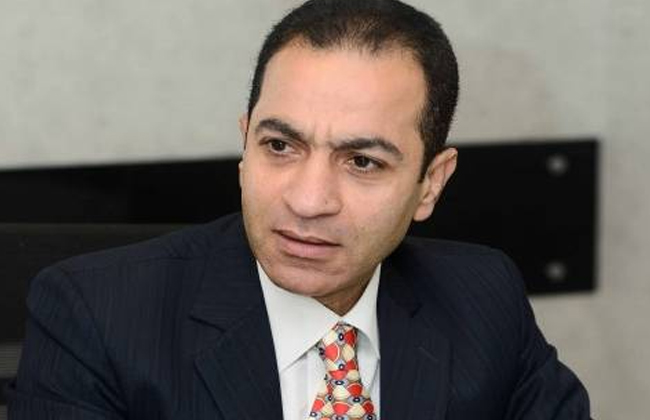 الدكتور هشام ابراهيم  استاذ التمويل والاستثمار بجامعة القاهر