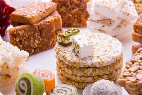 الإفتاء: شراء الحلوى في المولد عادة أصيلة مرجعها إلى النبي