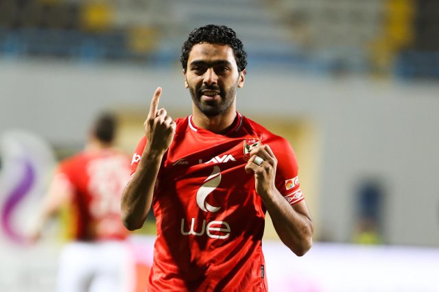 حسين الشحات لاعب النادي الأهلي