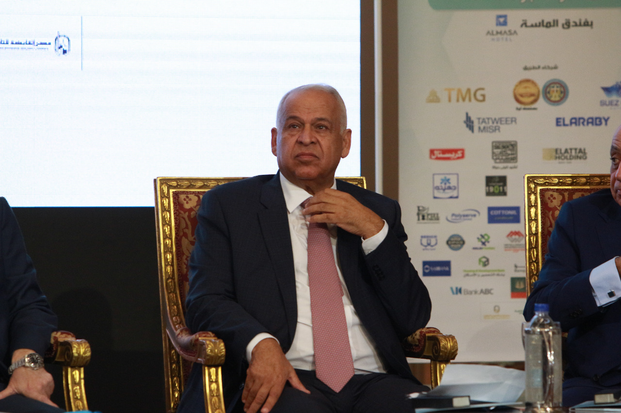 المهندس فرج عامر رئيس لجنة الصناعة