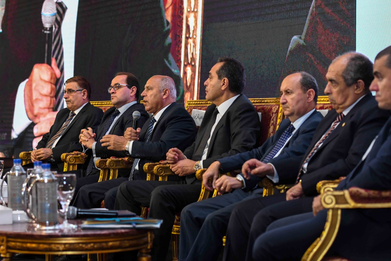 وزير الصناعة خلال مشاركته بمؤتمر أخبار اليوم 