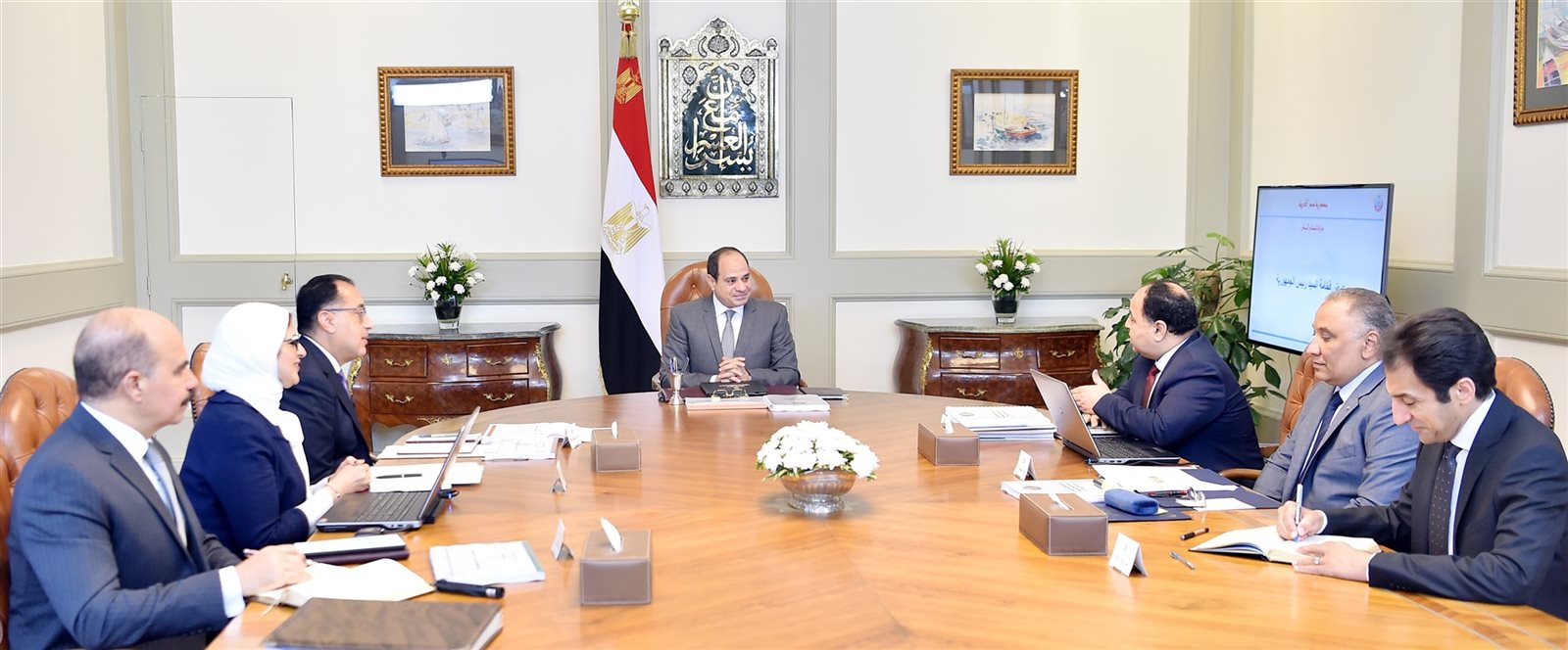 الرئيس عبد الفتاح السيسي الرئيس عبد الفتاح السيسي