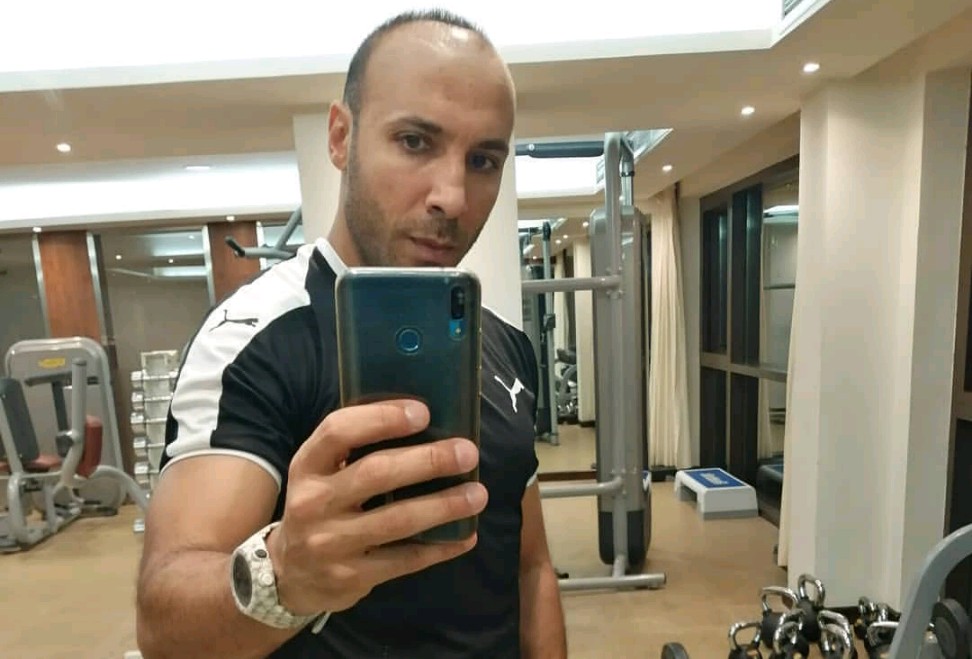 ايمن عبد العزيز