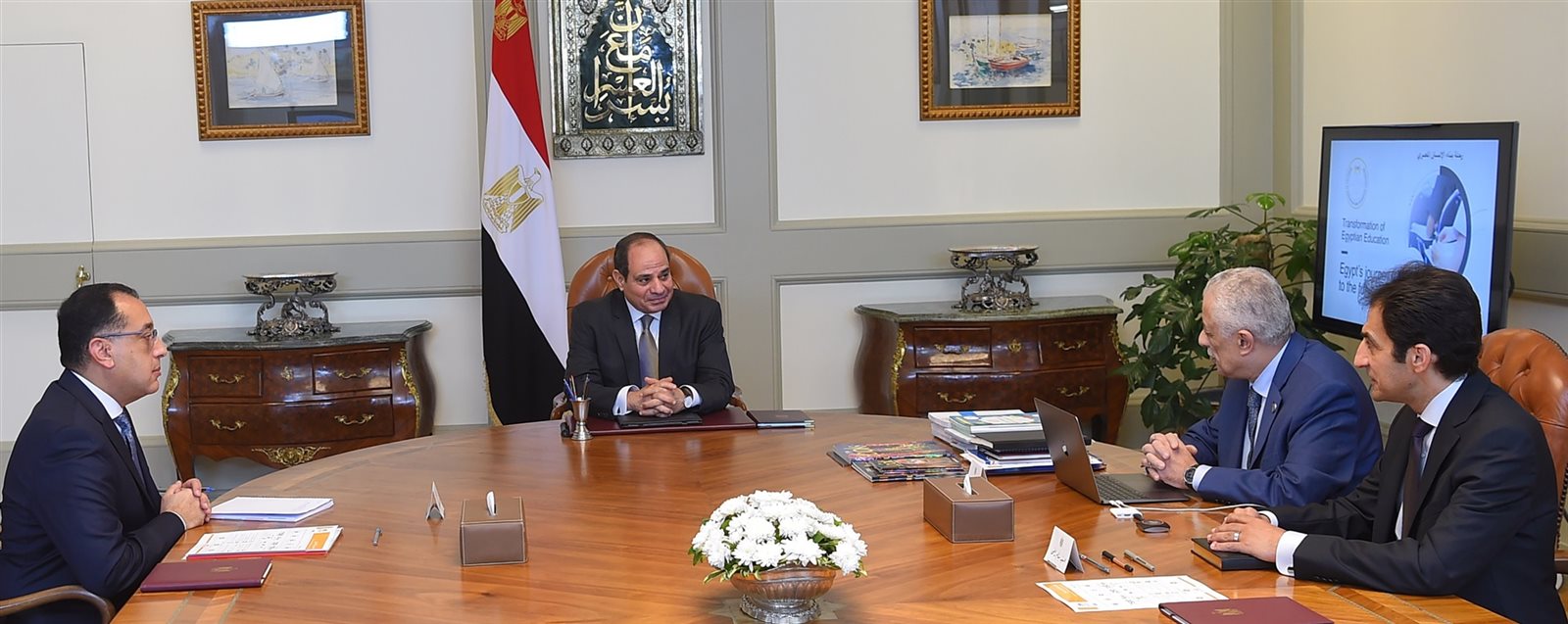 الرئيس عبد الفتاح السيسي الرئيس عبد الفتاح السيسي