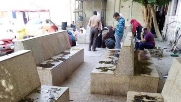 مقاعد قصر العيني 