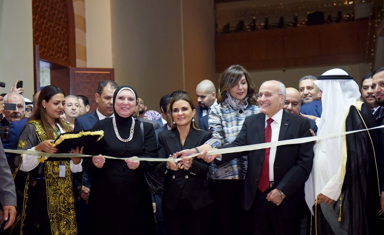 خلال الاحتفال خلال الاحتفال