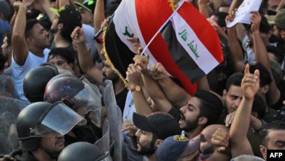 متظاهرون في العراق متظاهرون في العراق
