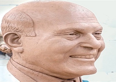 تمثال جديد لمجدي يعقوب بأسوان تمثال جديد لمجدي يعقوب بأسوان