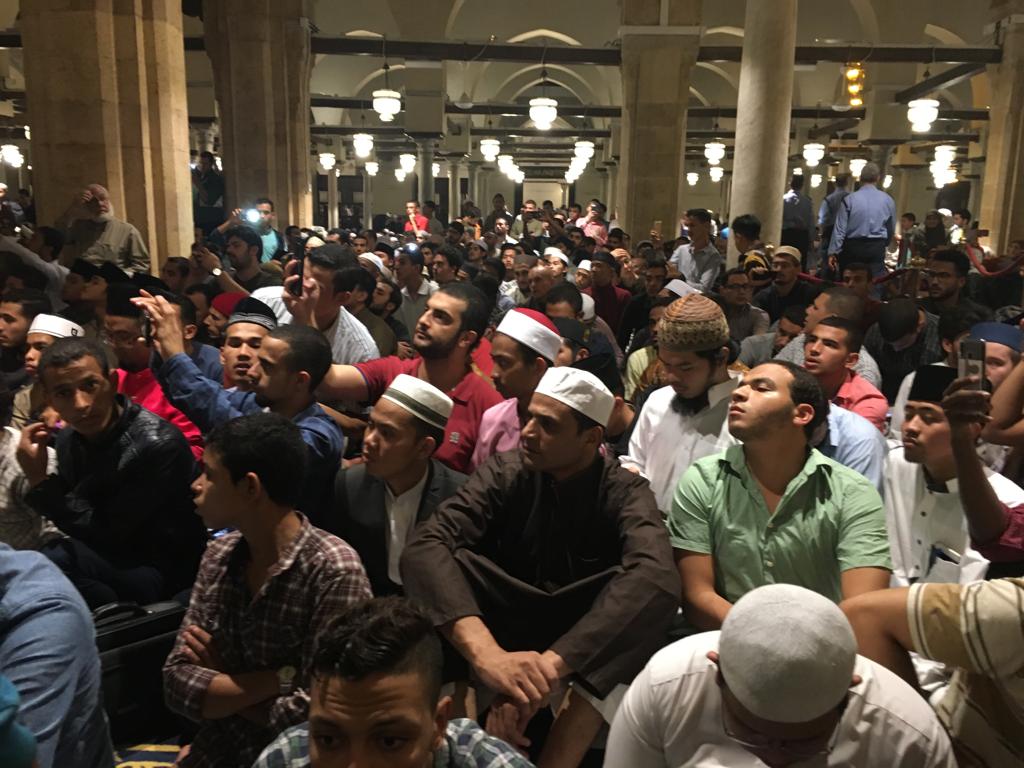 الآلاف يشاركون في مجلس حديثي بالجامع الأزهر المولد النبوي
