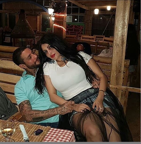 احمد الفشاوى وزوجته احمد الفشاوى وزوجته