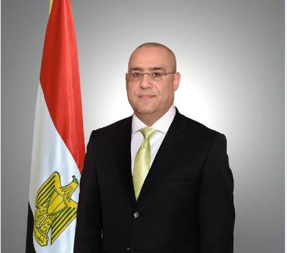 وزير الاسكان 