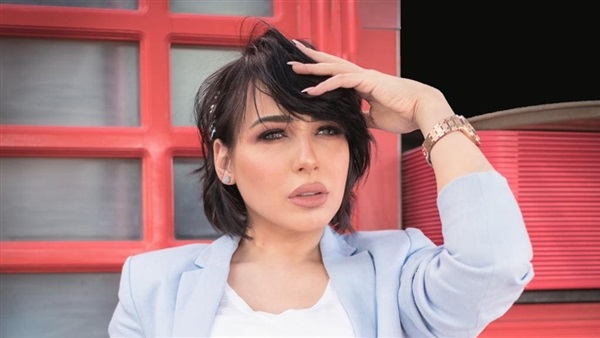 الفنانة ساندي الفنانة ساندي