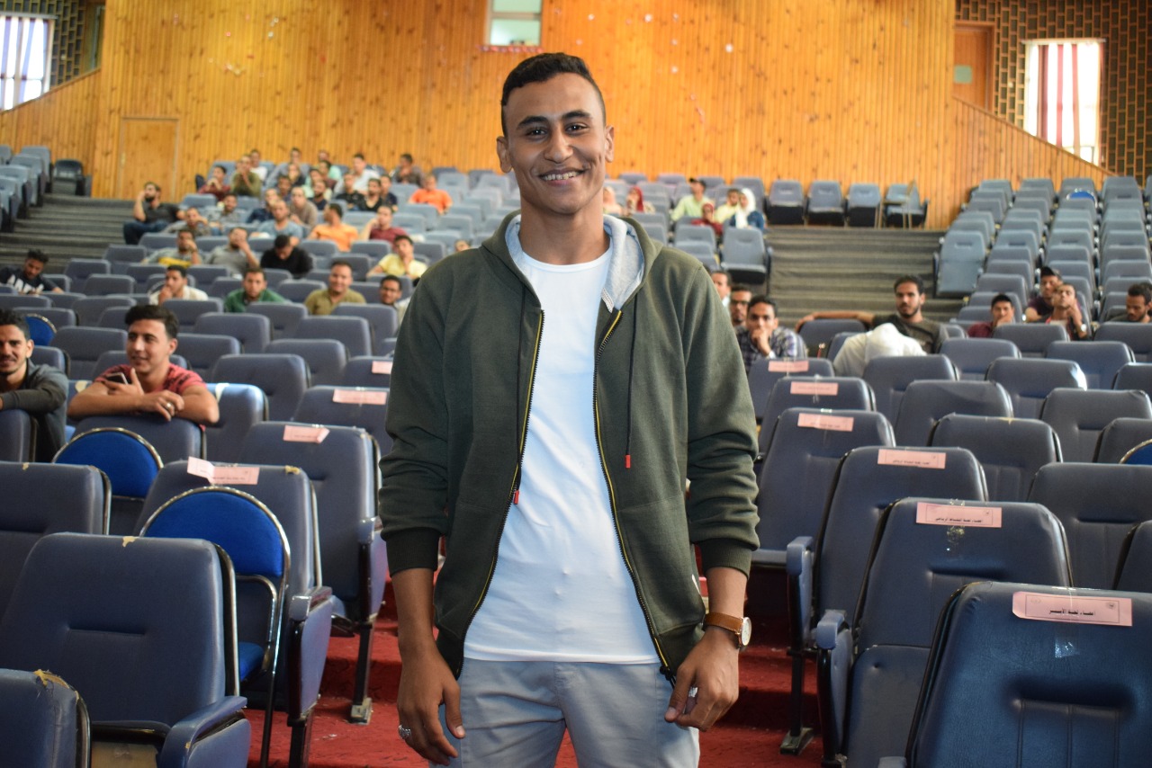 عبدالوهاب رئيسًا وعويس نائبًا لاتحاد طلاب جامعة سوهاج