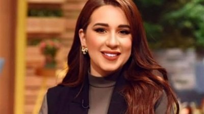اسما شريف منير 
