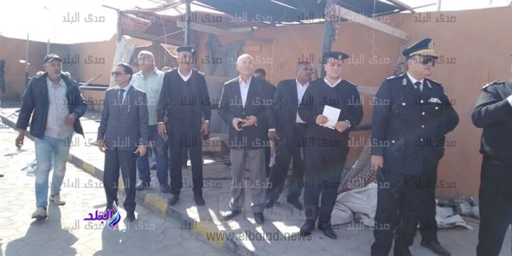 اللواء خالد عقل برفقة المسؤولين اللواء خالد عقل برفقة المسؤولين
