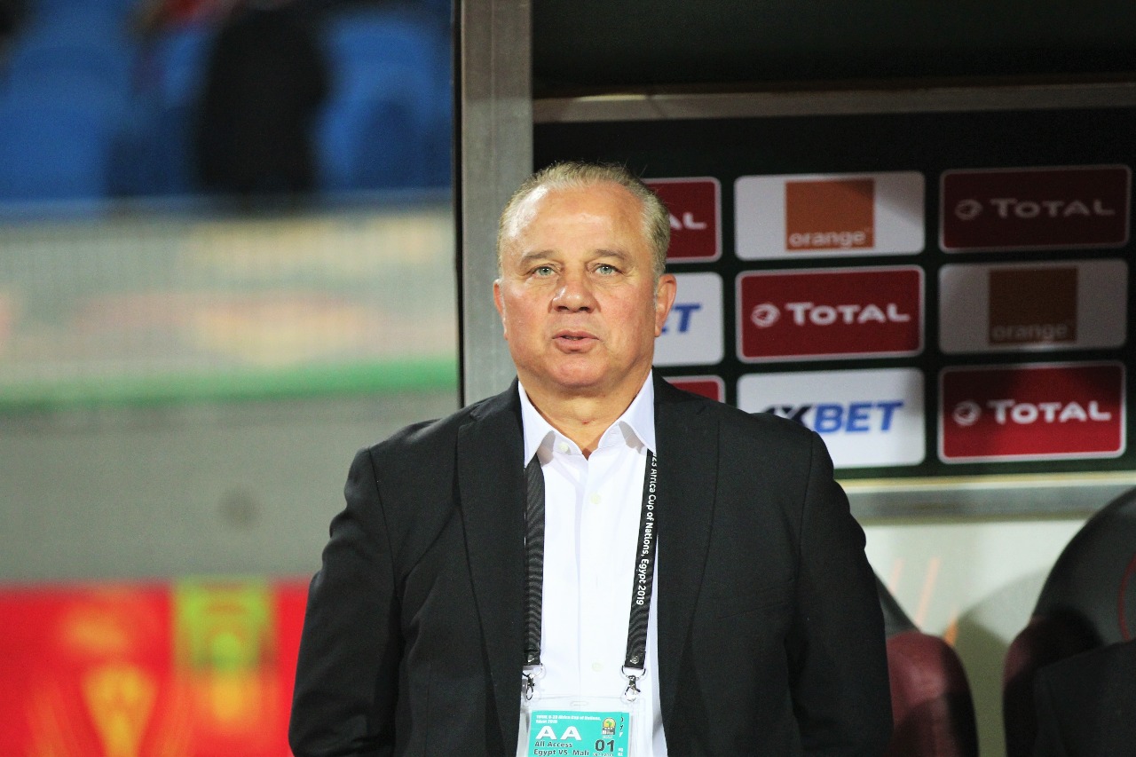 شوقى غريب المدير الفني لمنتخب مصر الأوليمبي شوقى غريب المدير الفني لمنتخب مصر الأوليمبي