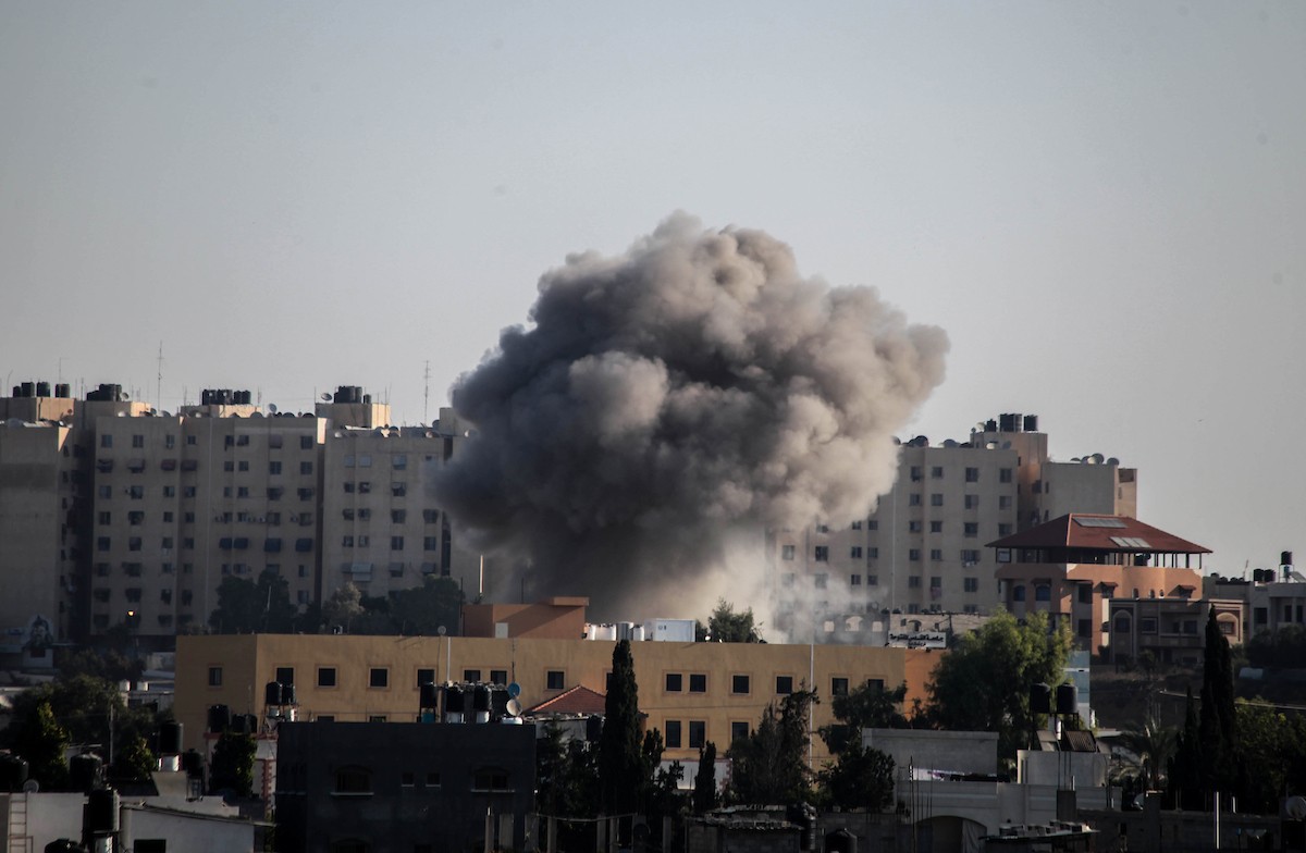 انفجار فى غزة وإصابة فلسطيني انفجار فى غزة وإصابة فلسطيني