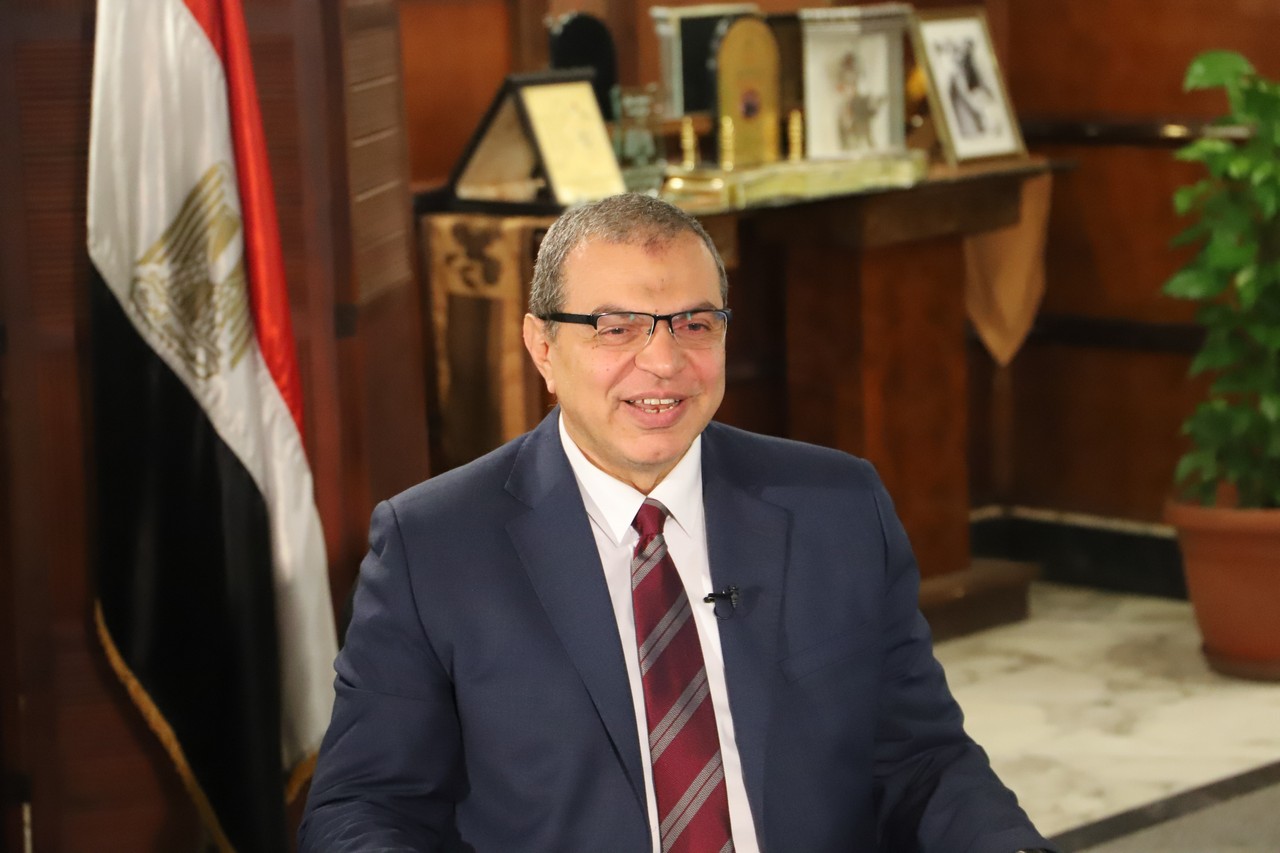  وزير القوي العاملة محمد سعفان