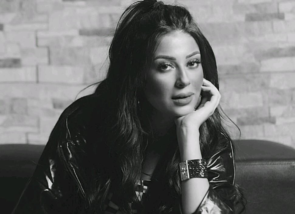 ميرنا نور الدين ميرنا نور الدين