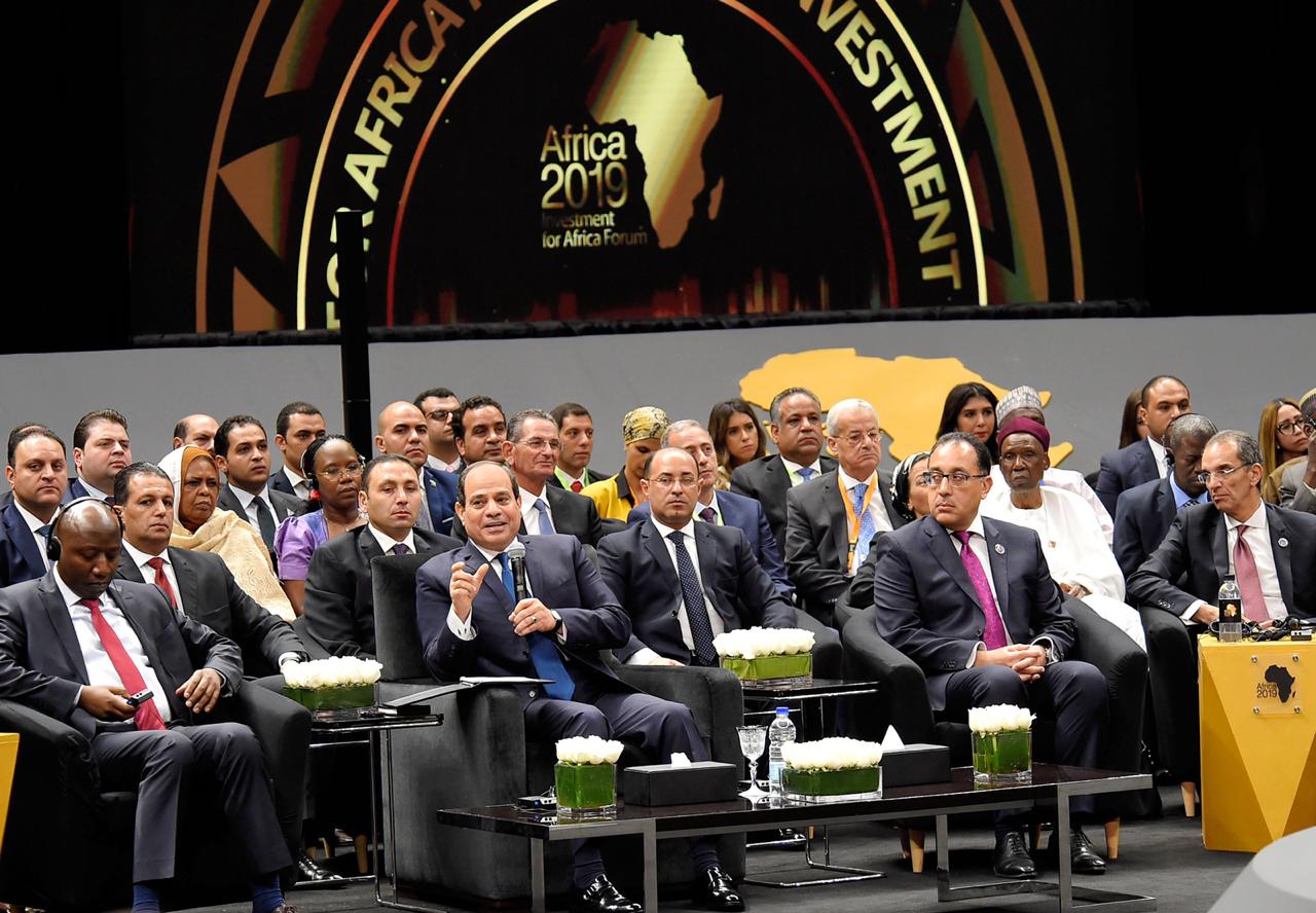 الرئيس عبد الفتاح السيسي الرئيس عبد الفتاح السيسي