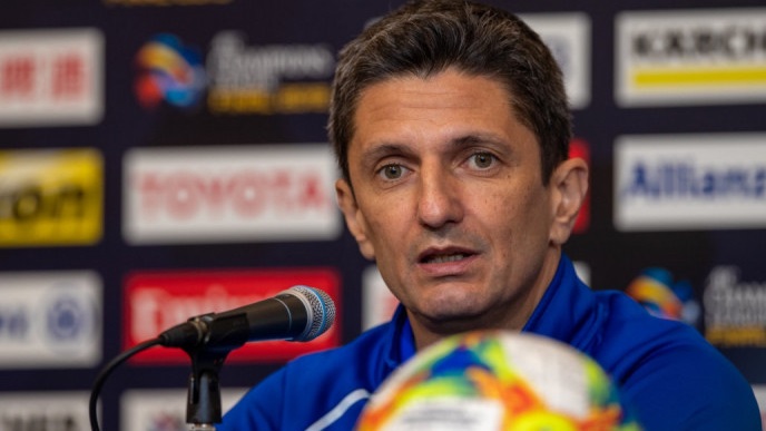 الروماني رازفان لوشيسكو مدرب فريق الهلال الروماني رازفان لوشيسكو مدرب فريق الهلال
