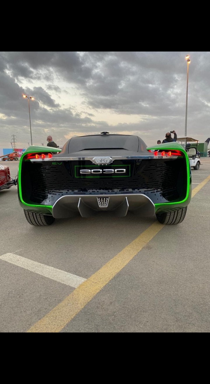 سيارة المستقبل ٢٠٣٠