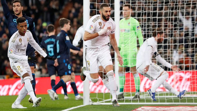 كريم بنزيما مهاجم ريال مدريد كريم بنزيما مهاجم ريال مدريد
