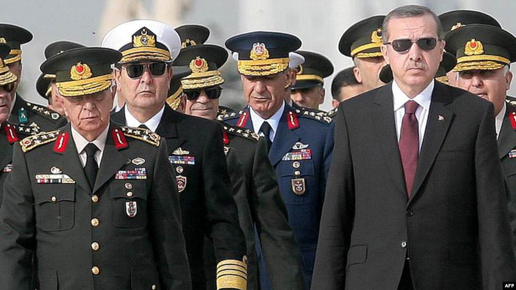 أردوغان ينتقم من كبار ضباطه أردوغان ينتقم من كبار ضباطه