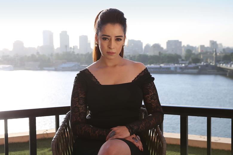 نسرين الراضى 