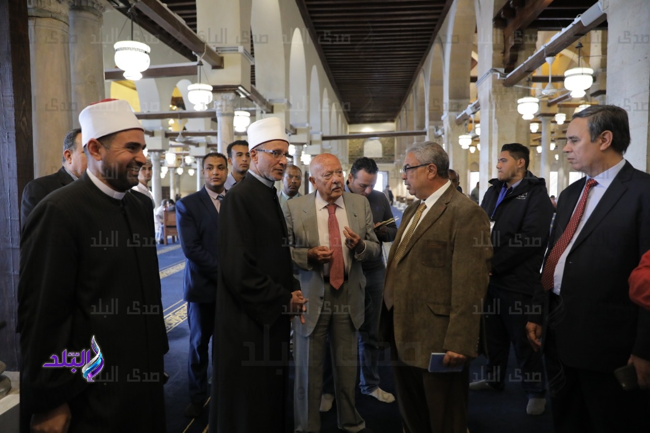 رئيس مؤسسة إيطالية يزور الجامع الأزهر ويشيد بجهود المشيخة رئيس مؤسسة إيطالية يزور الجامع الأزهر ويشيد بجهود المشيخة