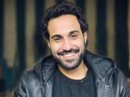 أحمد فهمى 