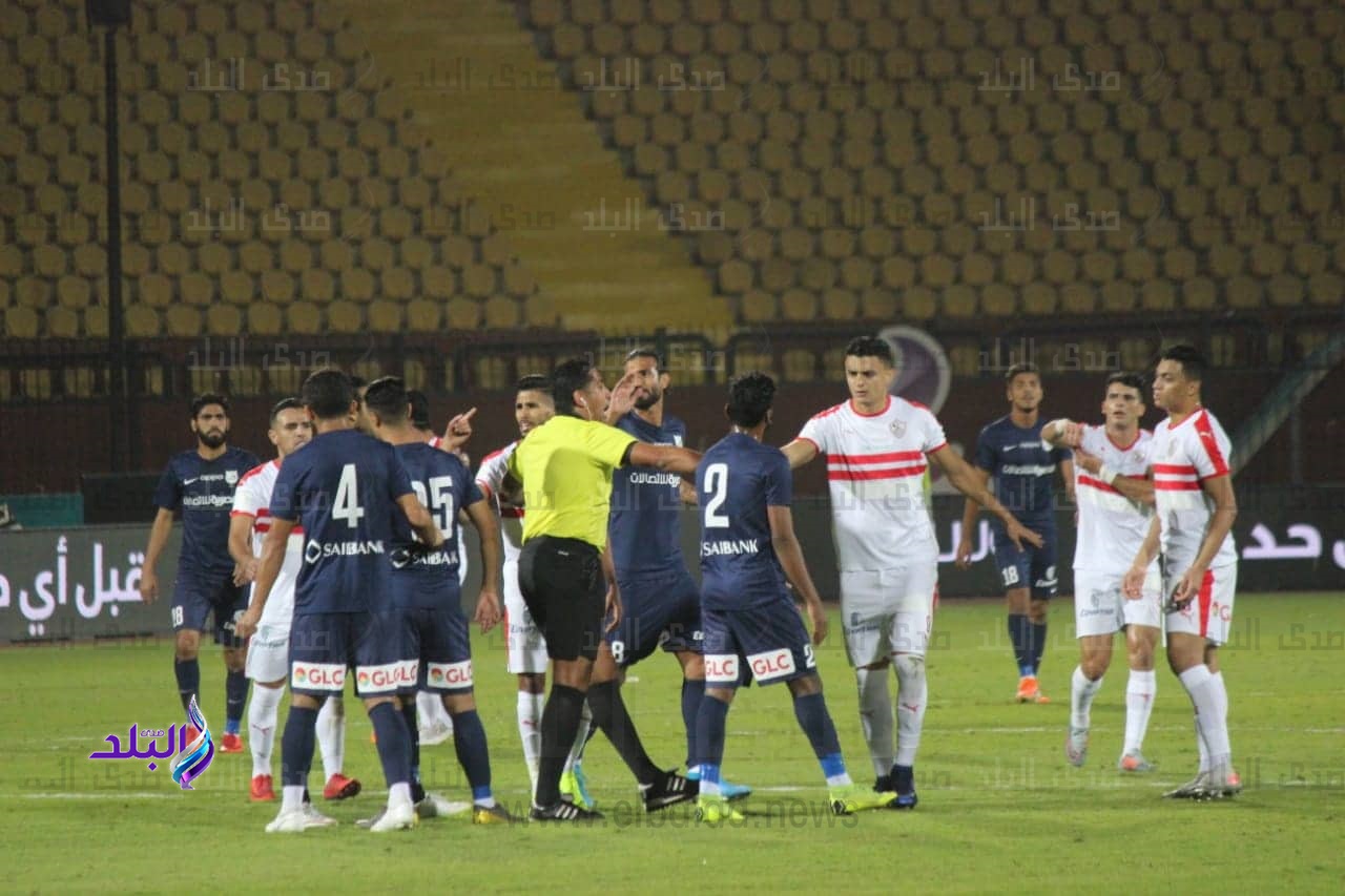 جانب من مباراة الزمالك وانبي بالدوري جانب من مباراة الزمالك وانبي بالدوري