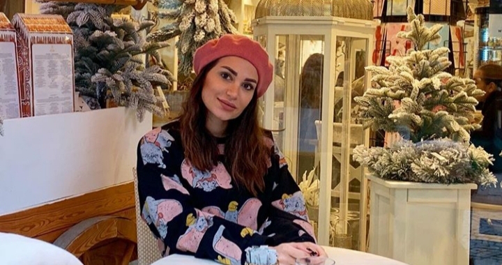 سارة نخلة سارة نخلة