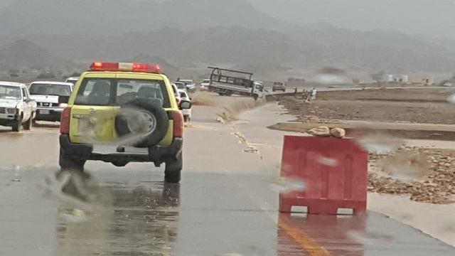 أمن المدينة المنورة يحذر سائقي المركبات في جازان