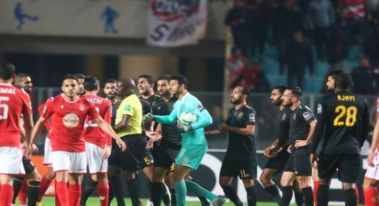 لاعبي النادي الأهلي والنجم 