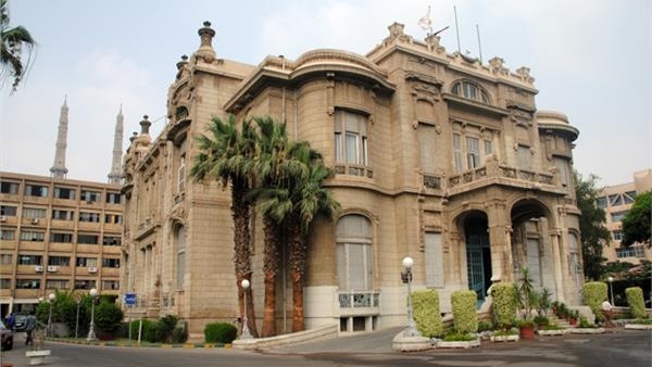 جامعة عين شمس