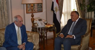 وزير خارجيه اليونان ونظيرة المصرى سامح شكرى  وزير خارجيه اليونان ونظيرة المصرى سامح شكرى