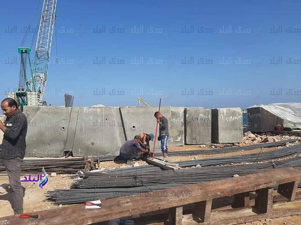 حقيقة إقامة حائط خرساني على كورنيش الإسكندرية