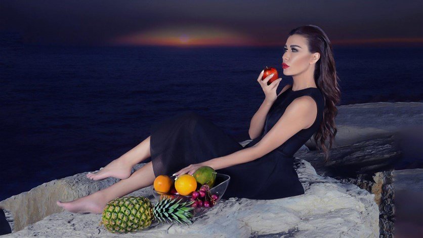 نادين الراسى 