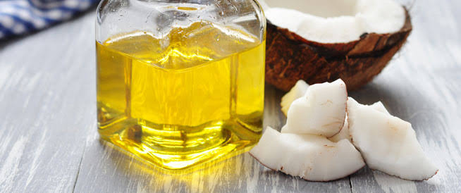 5 أستخدامات جديدة لزيت جوز الهند للعناية بالشعر