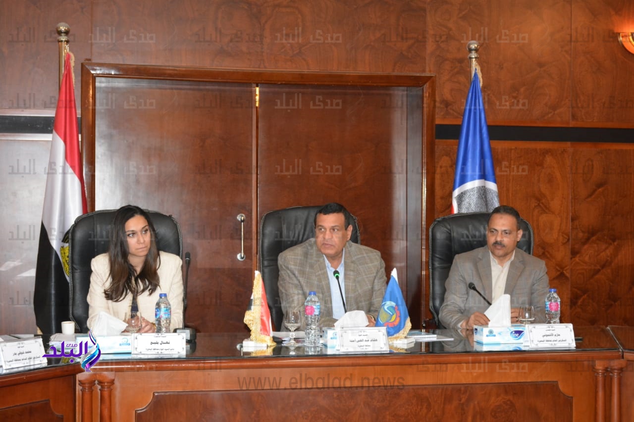 اللواء هشام آمنة محافظ البحيرة